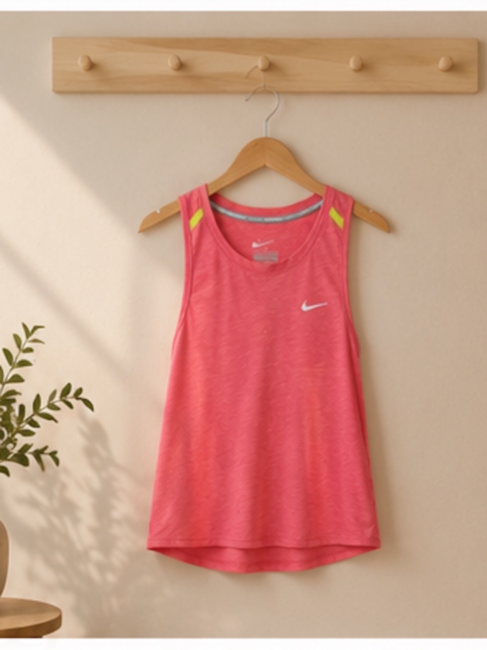 Nike Dri-FIT Pink Running Tank Top XS Athletic Racerback Workout Top